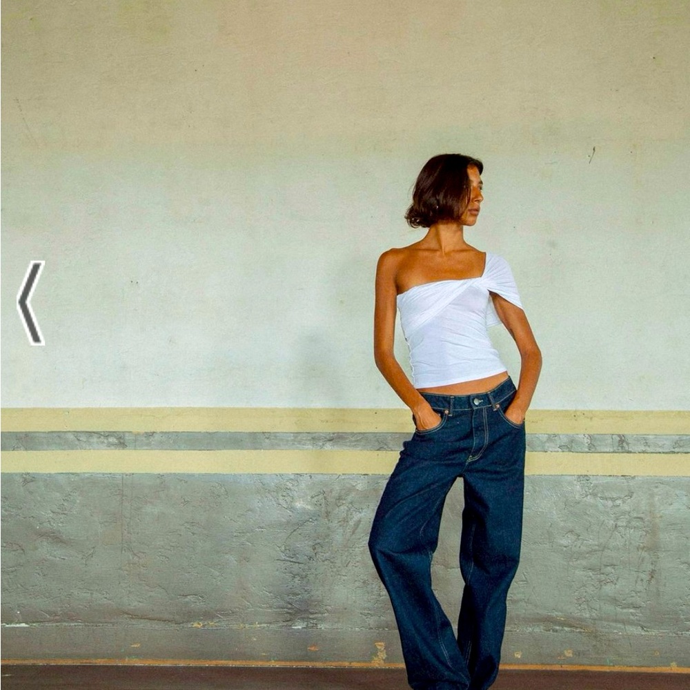 NWT KYO line by K top in White